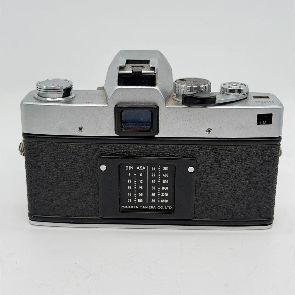 Minolta SRT 202 35mm SLR Film Camera Body Silver Black Vintage 2396308